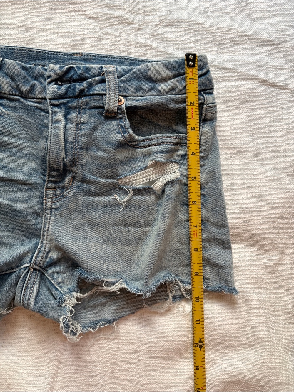 American Eagle Outfitters Faded Blue Distressed Denim Cutoff Shorts - Picture 6 of 8